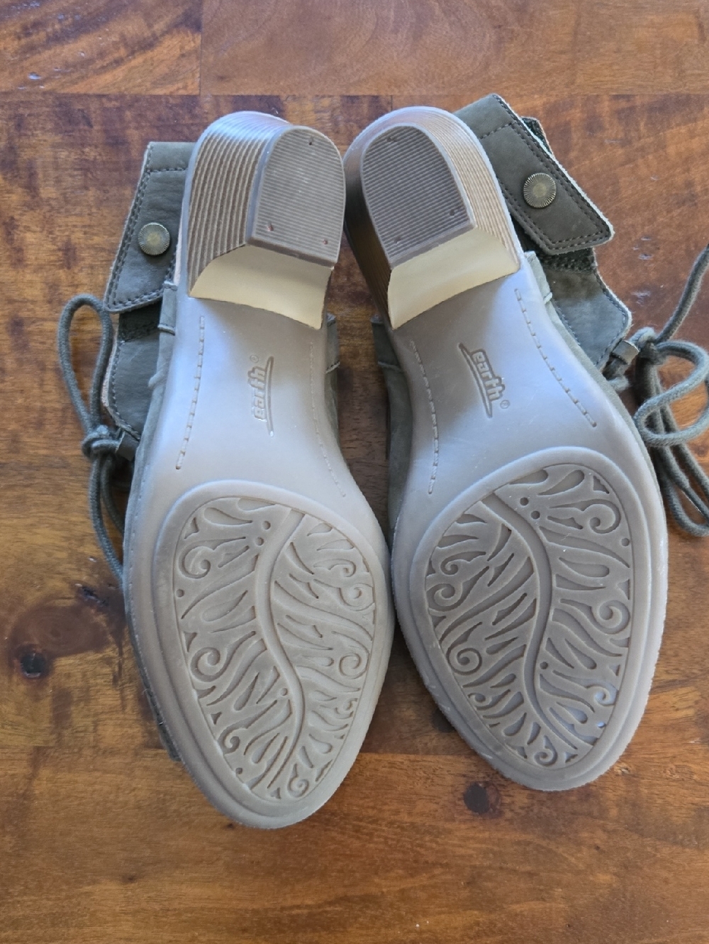 Earth Shoes Olive Green Suede Lace-Up Peep Toe Slingback Sandals Size 7.5 - Picture 7 of 12